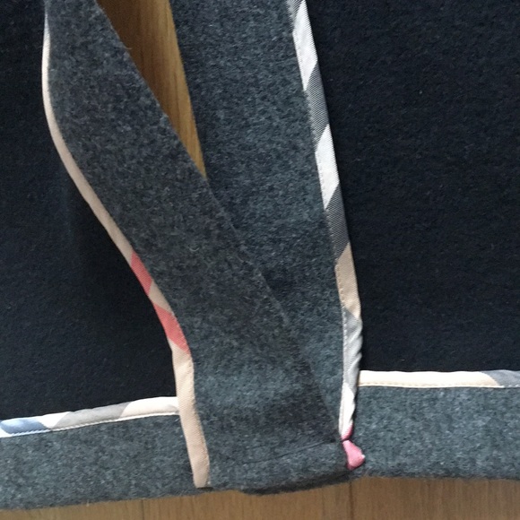 NEW ! Burberry coat for men, final sale, no offers! NEW! No tag attached. - Picture 10 of 16